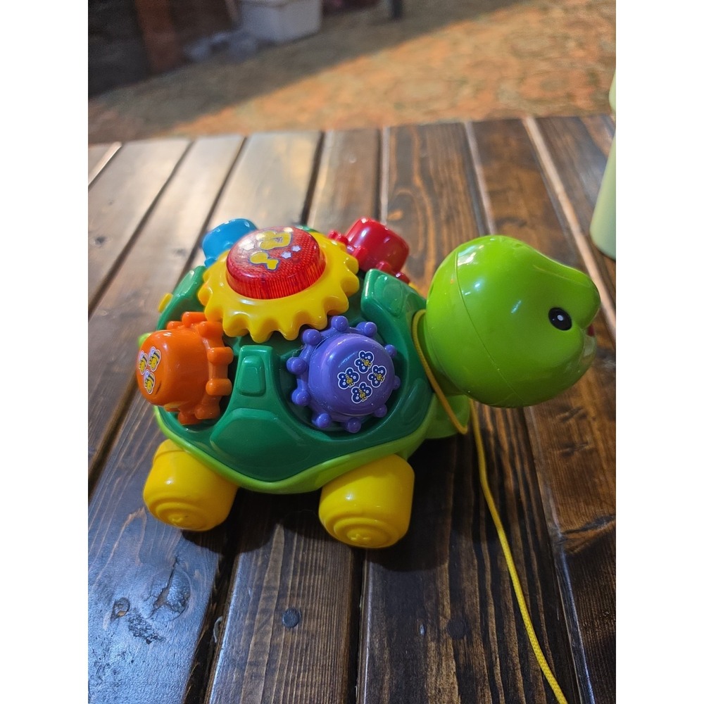 Vtech ROLL & LEARN TURTLE Electronic Interactive Pull Toy Lights Gears